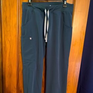 Figs Kade scrub pants